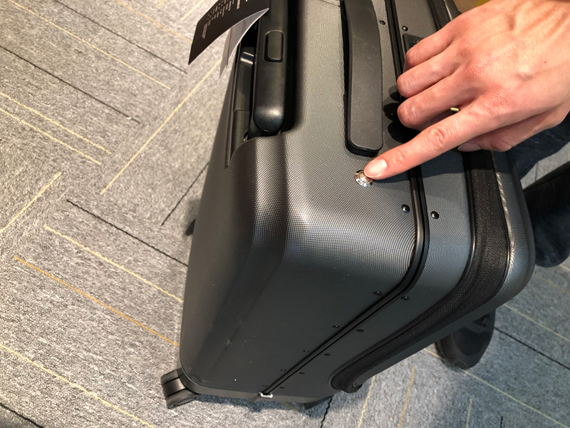 Airwheel rideable Luggage