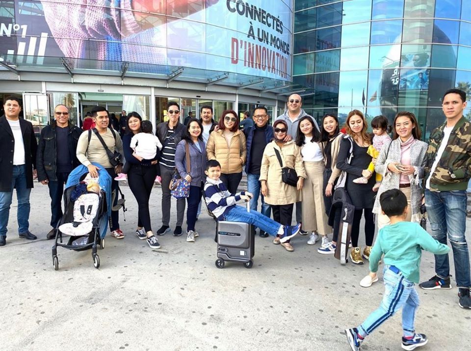 Airwheel SE3Mini smart luggage